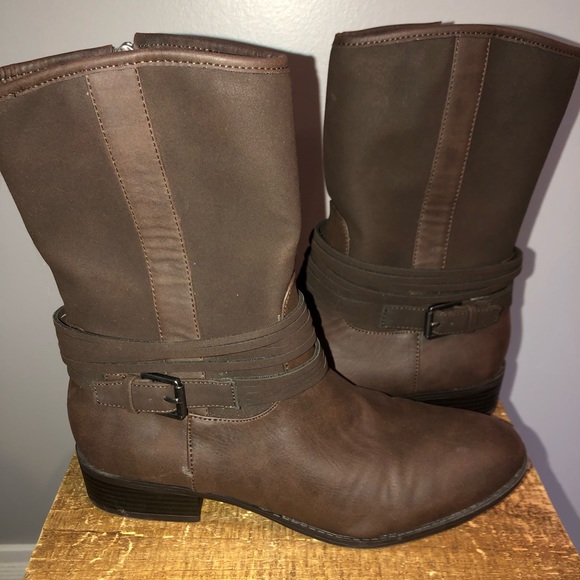 Women's Short Riding Boot - Picture 2 of 4